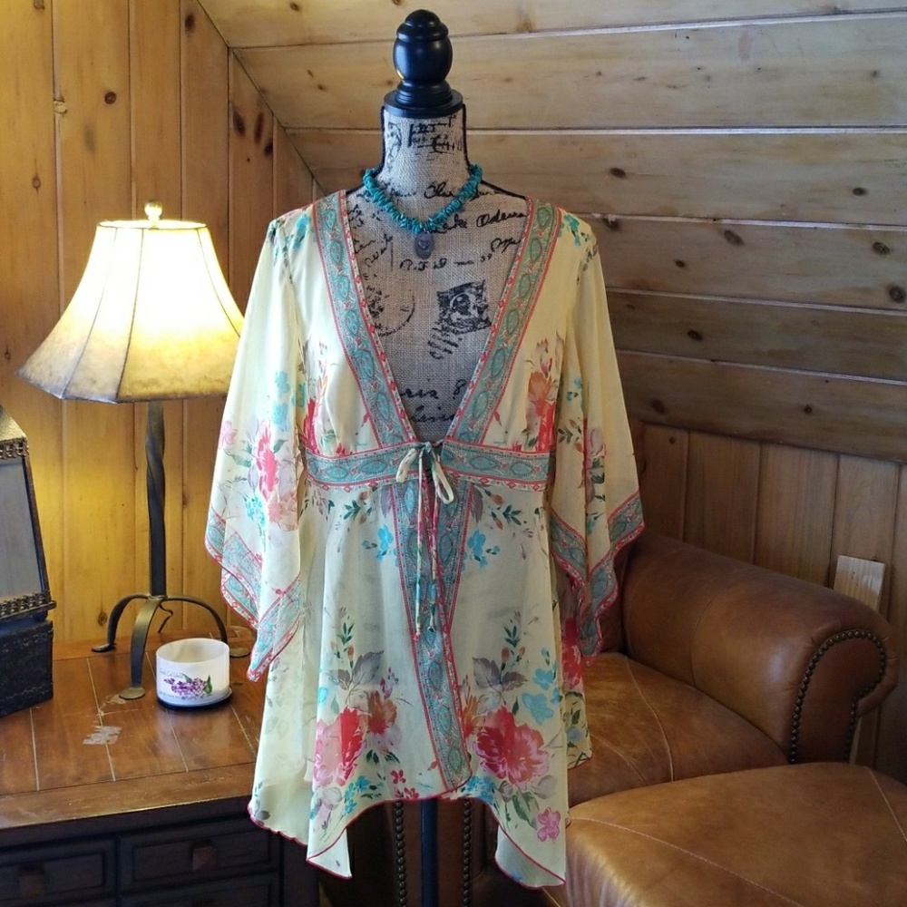 Coldwater Creek semi sheer kimono top